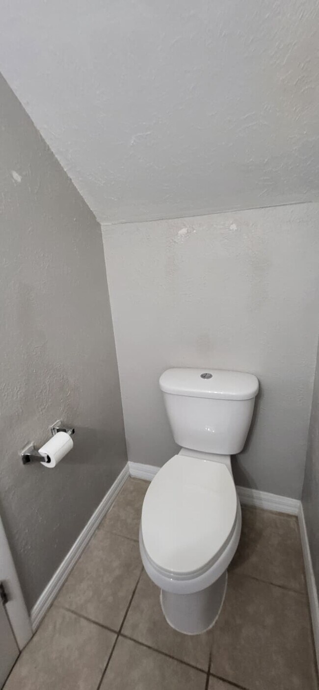 Foto del edificio - 3918 Crayrich Cir