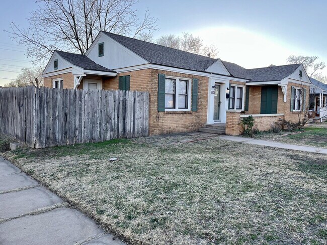 Foto del edificio - 2201 28th St