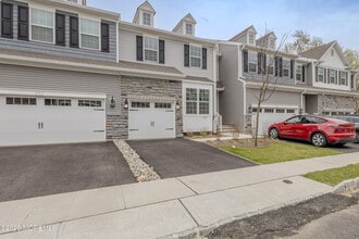 Building Photo - 213 Harley Ln
