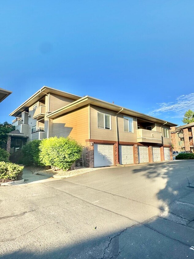 Primary Photo - 4545 Wheaton Dr