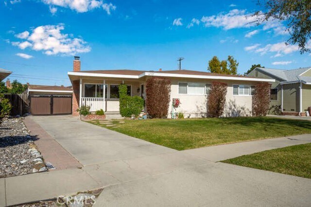 Foto principal - 6727 E Pageantry St