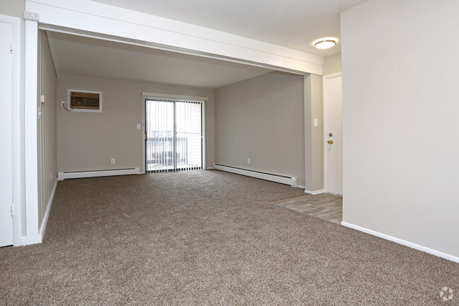 1BR, 1BA - Living Room - Wing Park Residence