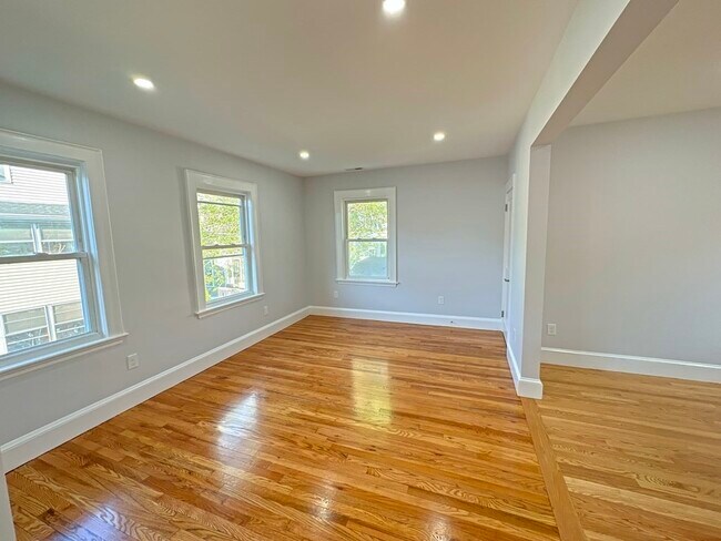 Foto del edificio - 6-8 Sanderson Pl