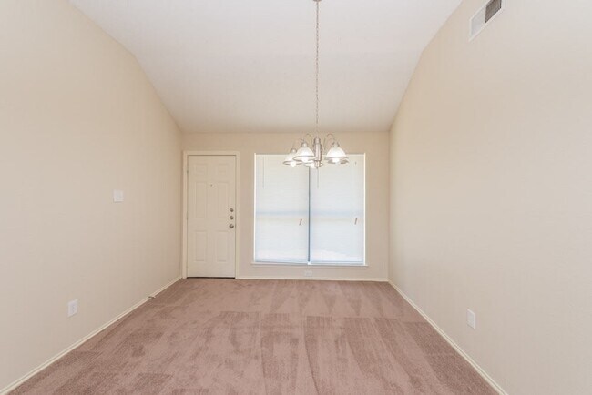 Building Photo - 6919 Cedar Knoll Dr