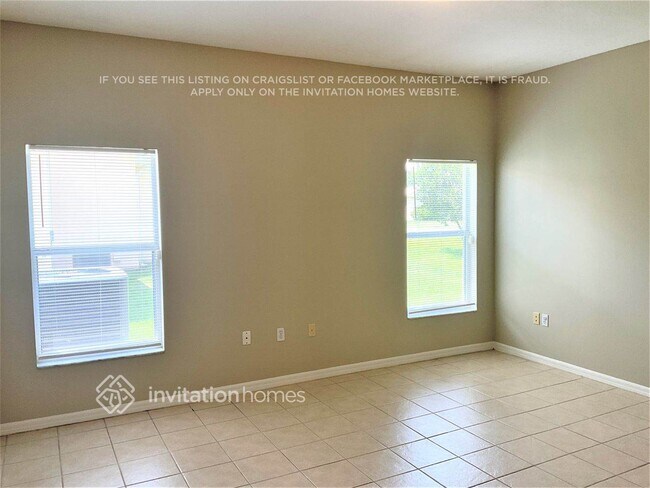 Foto del edificio - 3528 Forest Park Dr