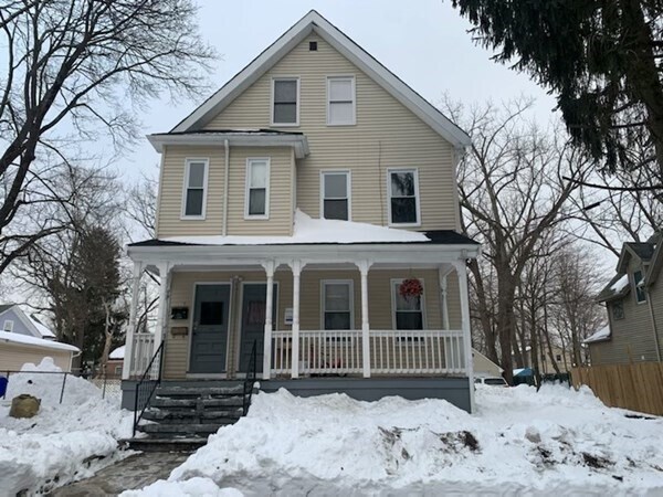 Primary Photo - 10 Bryant St