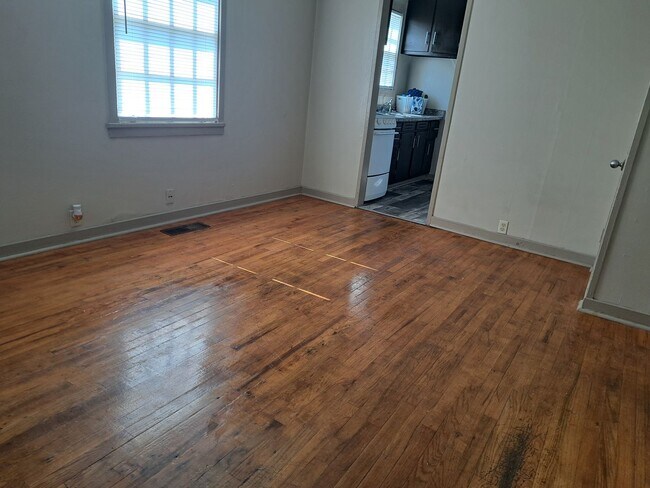 Foto del edificio - We have your next Home!