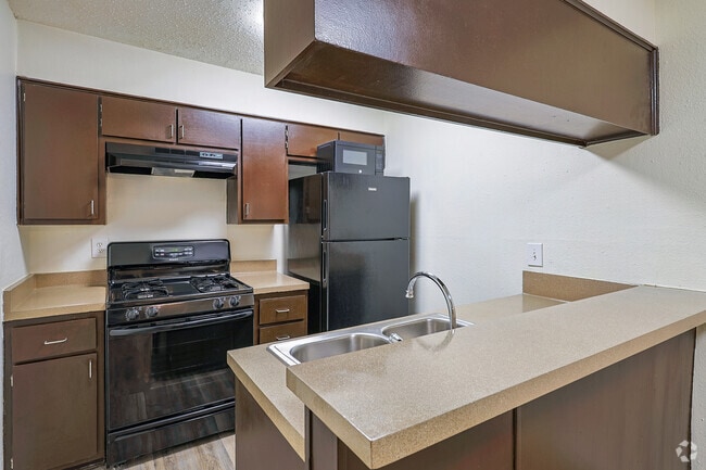 2BR, 1BA - 700SF - Kitchen - Le Med Apartments