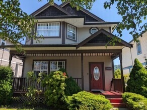Building Photo - 36220 Shadbolt Ave