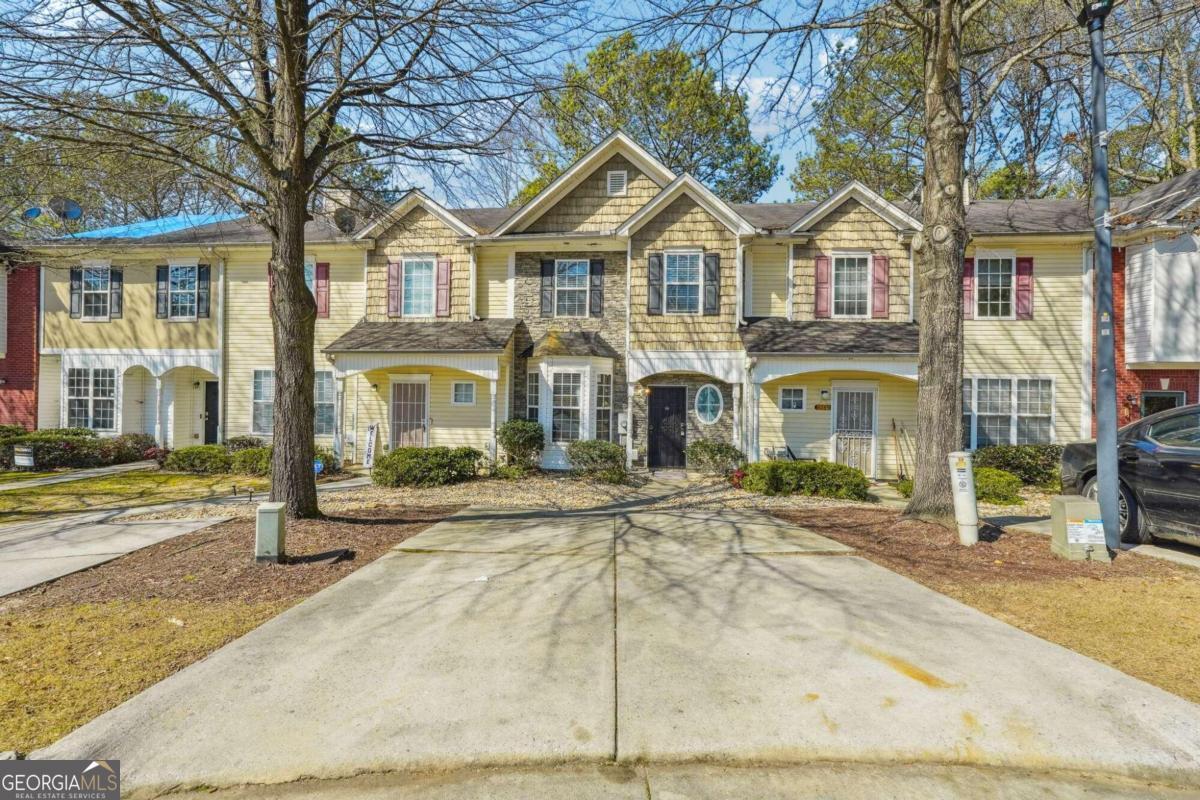 Foto principal - 6087 Camden Forrest Ct