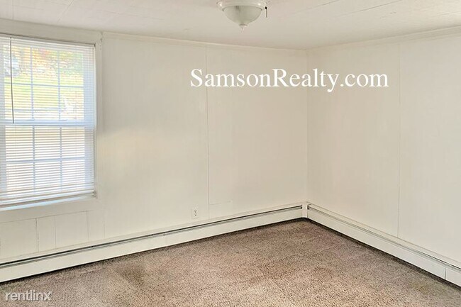 Foto del edificio - 4 br, 1.5 bath Townhome - 78 King st
