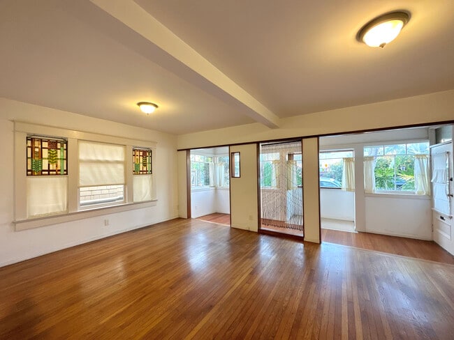 Building Photo - 228 San Juan Ave