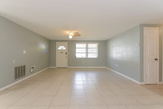Foto del edificio - 6104 Louisiana Ave