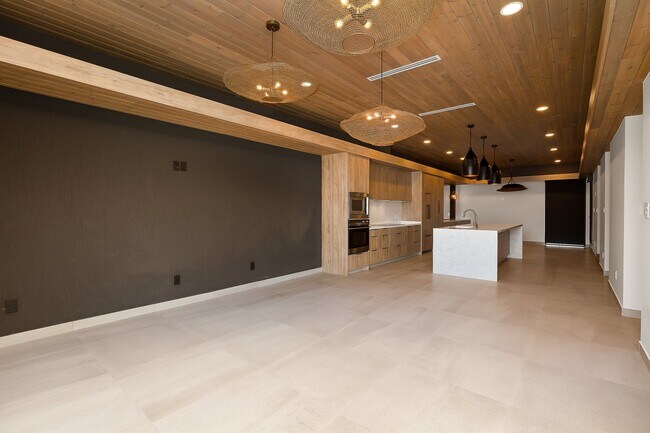Building Photo - Carey Estates Lot 24