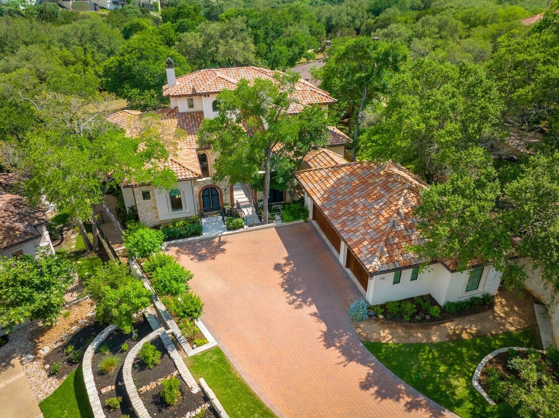 Primary Photo - 116 Escavera Cove