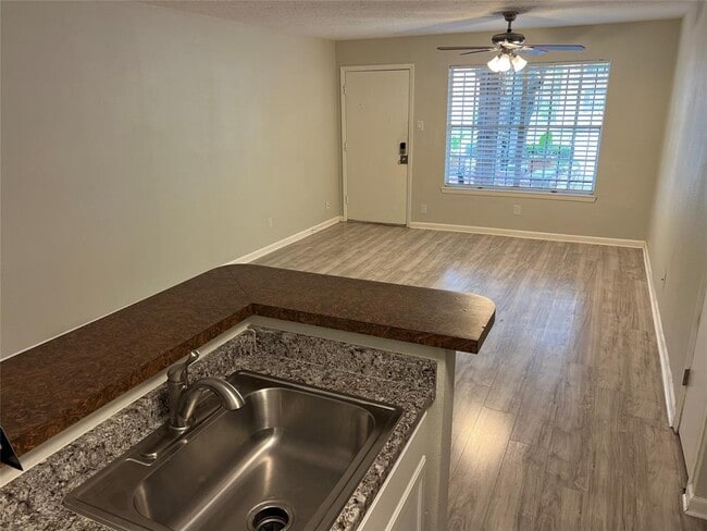 Building Photo - 3224 Timmons Ln