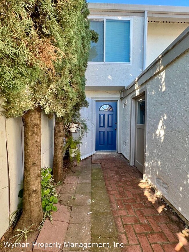 Building Photo - 2 br, 1.5 bath House - 4083 Tokay Drive