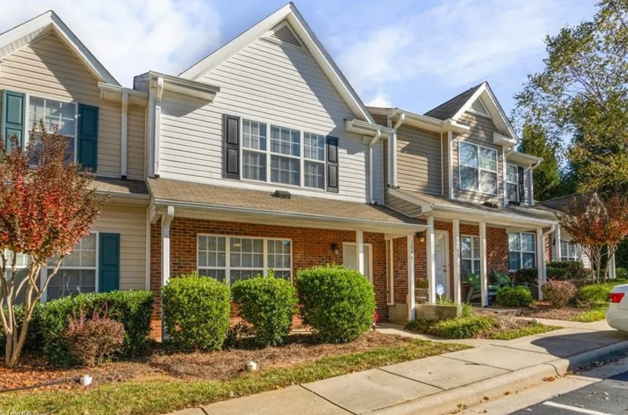 Primary Photo - Highly desired modern 2 bedroom 2.5 bath t...