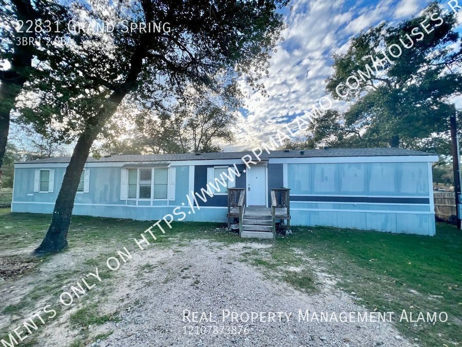 **PENDING APPLICATION** **MOVE IN SPECIAL*... House Rental in