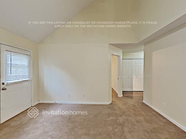 Building Photo - 298 Carrington Way