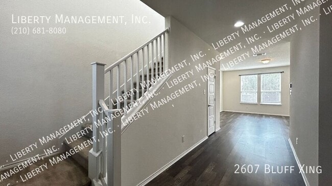 Building Photo - 2607 Bluff Cross