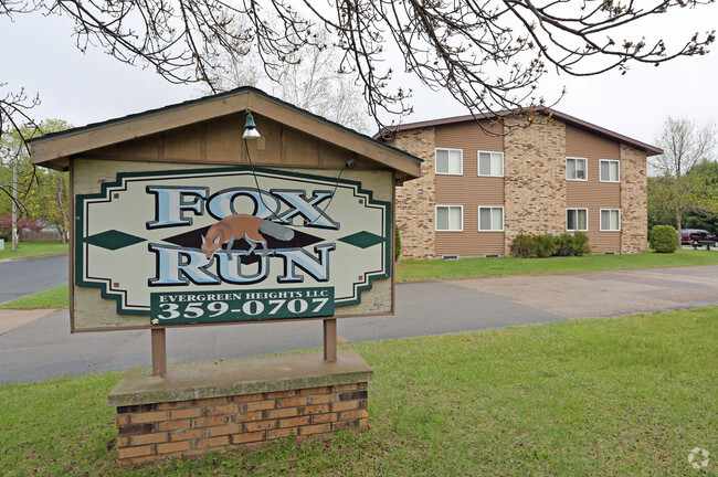 Building Photo - Fox Run Apartments