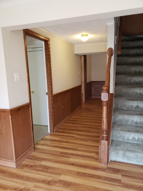 Building Photo - 113 Davis Ave SW