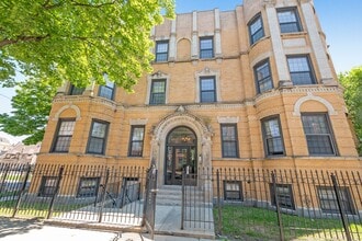 Building Photo - 4801 S Calumet Ave