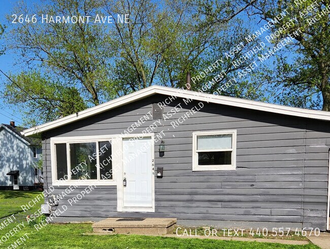 Foto del edificio - 2646 Harmont Ave NE