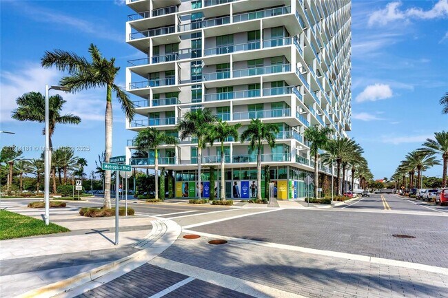 Foto del edificio - 2000 Metropica Wy