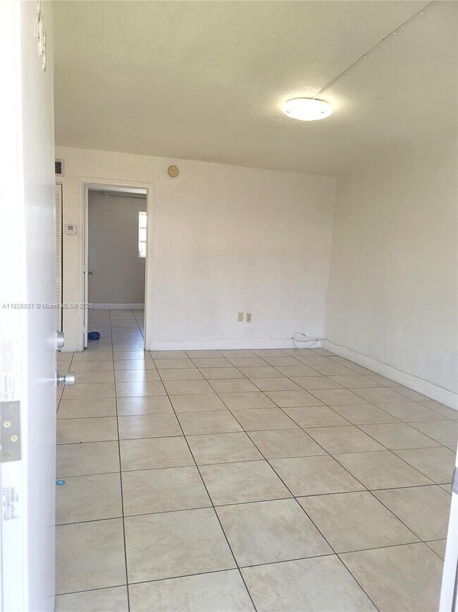 Foto del edificio - 3800 SW 102nd Ave