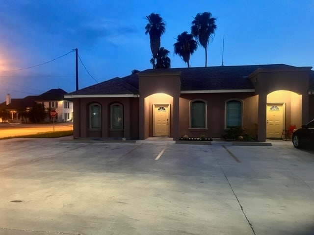 Entrance - 12 Chaparral St