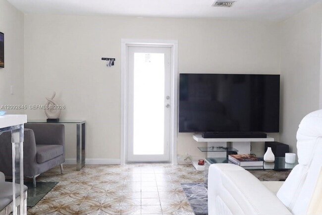 Foto del edificio - 4330 NW 203rd Terrace