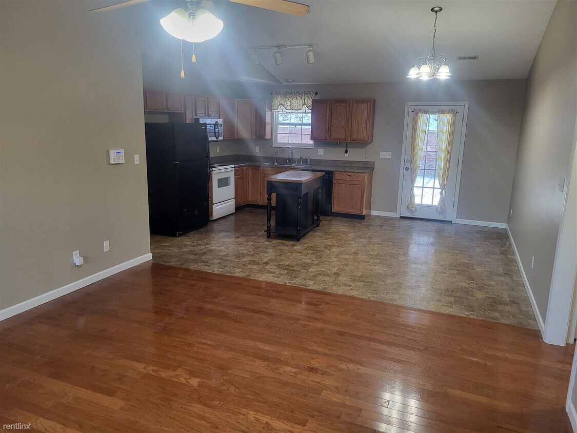 Primary Photo - 4 br, 2 bath House - 1852 Tillery Square Lane