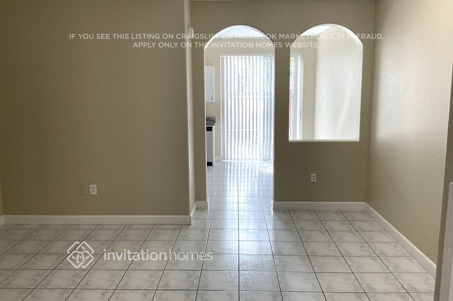 Foto del edificio - 5430 NW 107th Ave