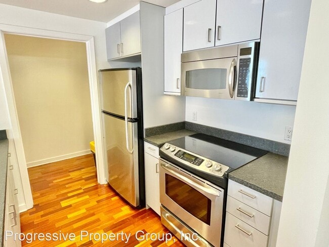 Building Photo - 2 br, 2 bath House - 451 Kansas Street #498