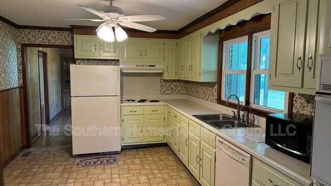 Foto del edificio - 220 Wilkins Ave