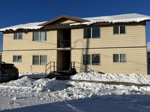 Building Photo - 137 Mapfel St