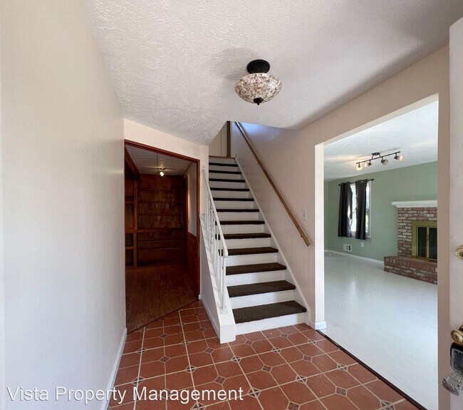 Foto del edificio - 3 br, 2.5 bath House - 106 Victor Mendon Road