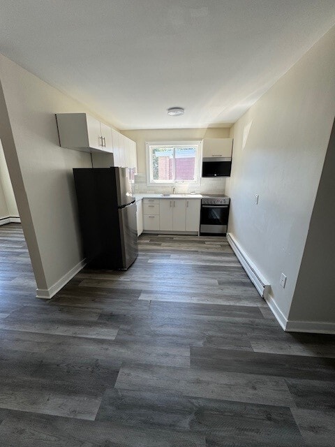 Building Photo - 95 Evans Ave