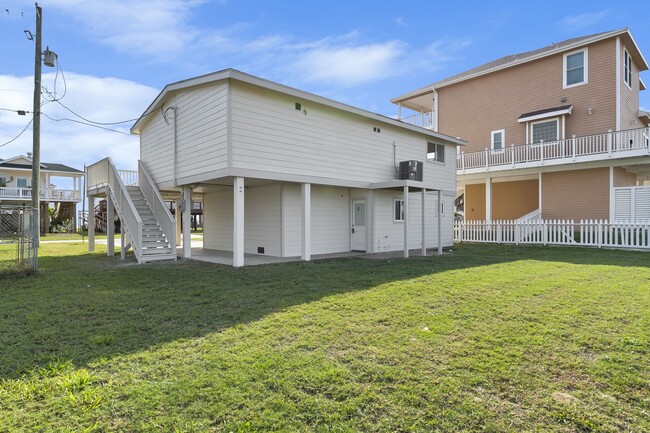 Building Photo - 13014 John Reynolds Rd