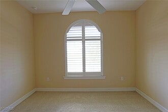 Building Photo - 8100 Banyan Breeze Way