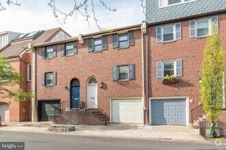 Building Photo - 815 Lombard St