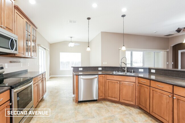 Building Photo - 948 Bonaparte Landing Ct