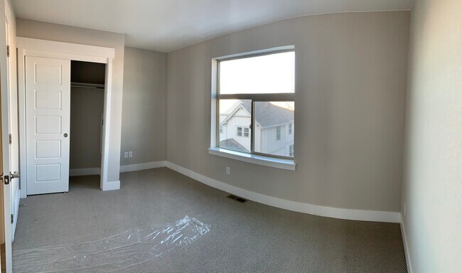 Building Photo - 5678 N Galena St