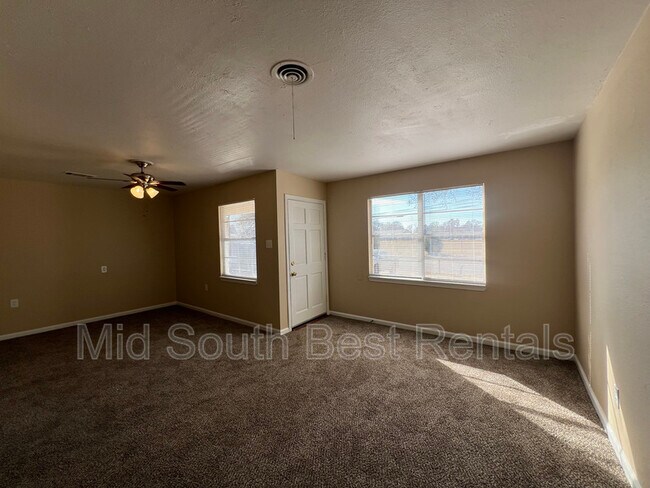 Foto del edificio - 2994 S Goodlett St