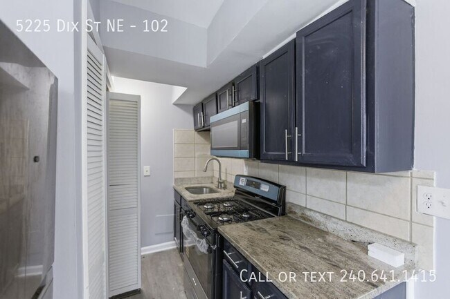 Foto del edificio - 5225 Dix St NE
