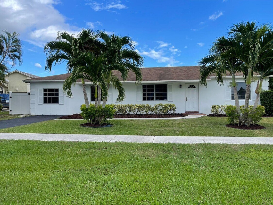 19480 Dakota Ct, Boca Raton, FL 33434 House Rental in Boca Raton, FL