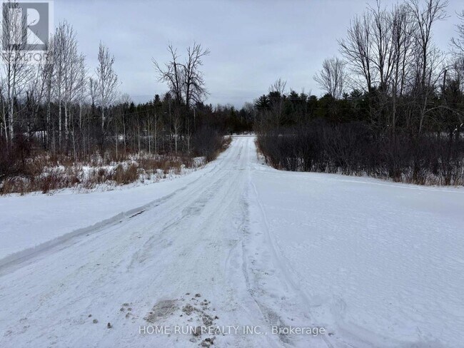 Photo du bâtiment - 3447 Greenland Rd