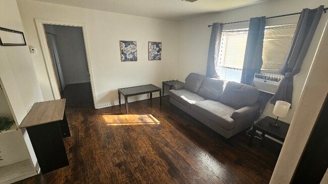 Building Photo - 1219 Berkley Ave